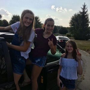 Meet your Posher, Angela